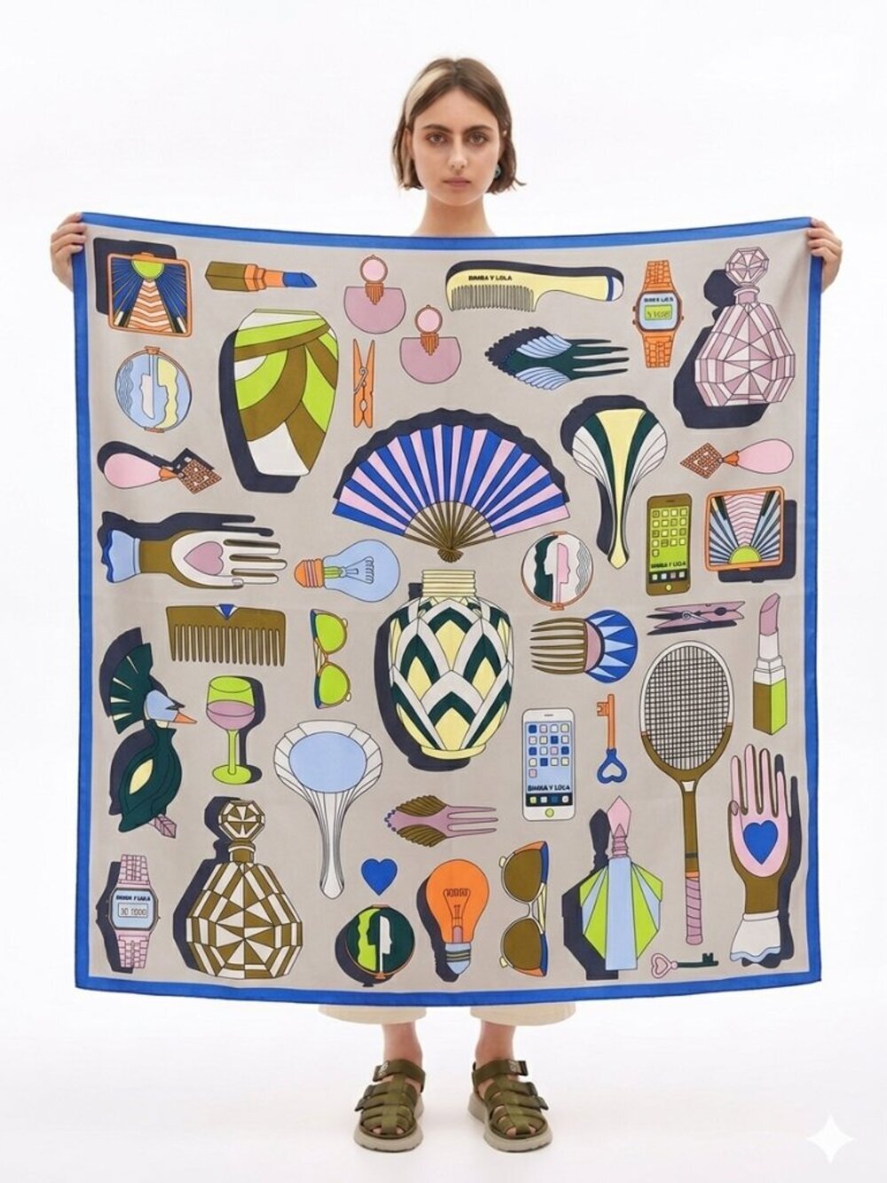 MASSIVE Bimba Y Lola “What’s In My Handbag” Scarf